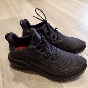 Adidas Men's Alpha Bounce Shoes size 10